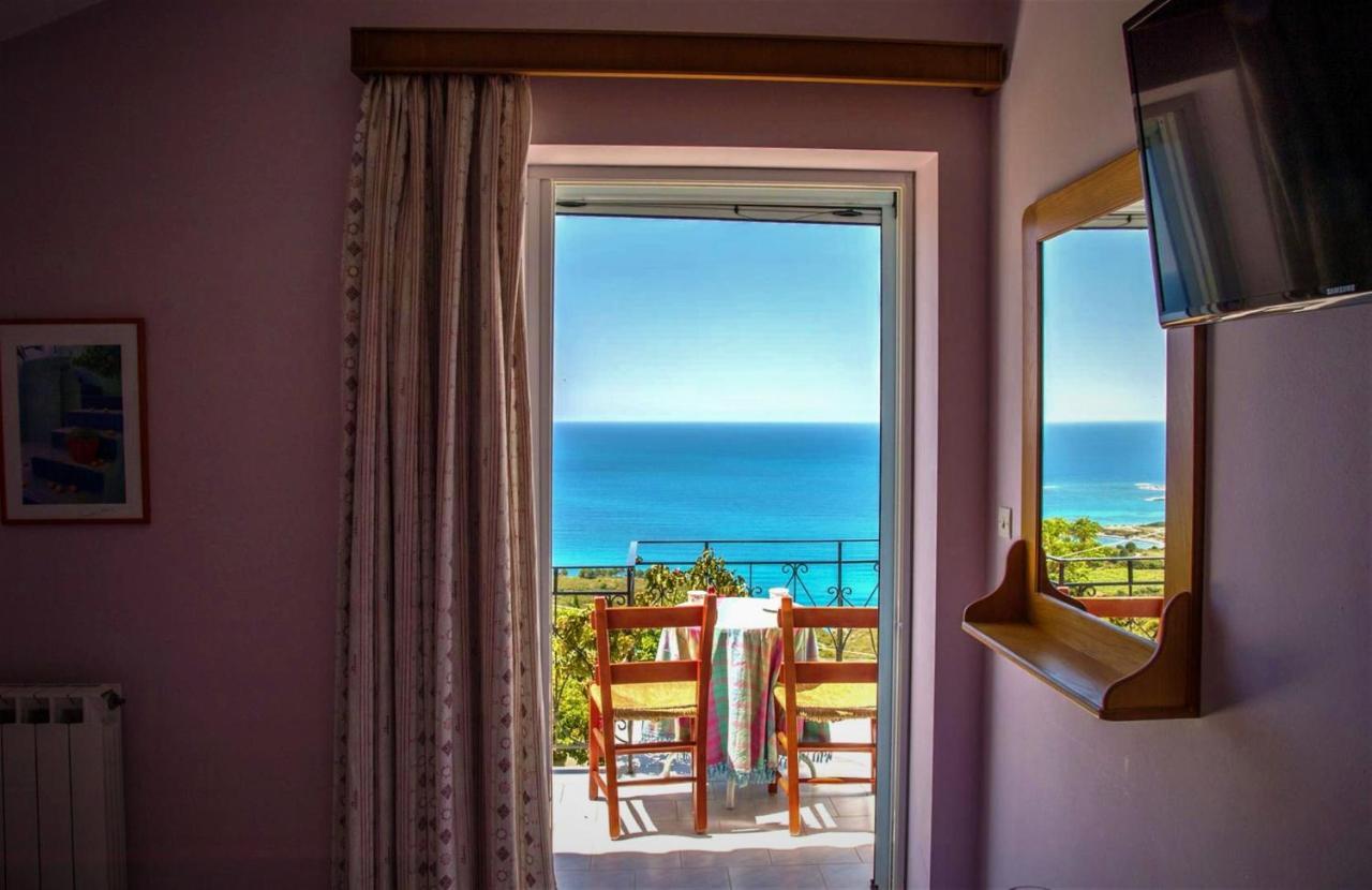 Aeolos Studios Kefalonia Хелмата Экстерьер фото